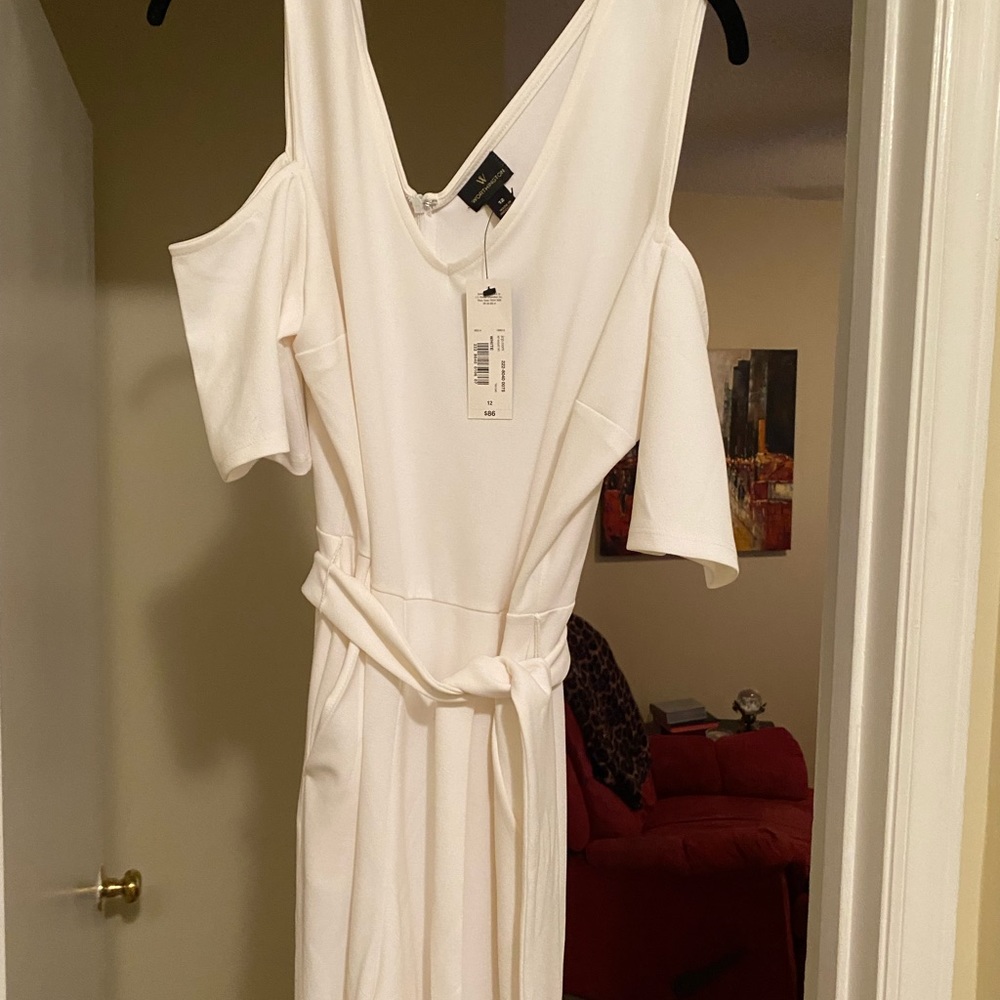 Jumpsuit - Picture 5 of 9